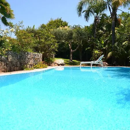 A Casa Di Angela 3* كاربونيا