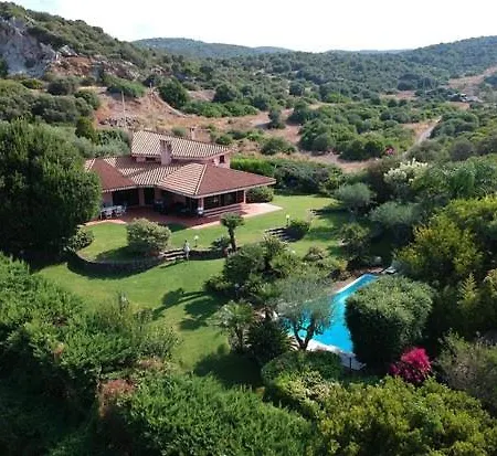 ベッド・アンド・ブレックファスト A Casa Di Angela カルボーニア