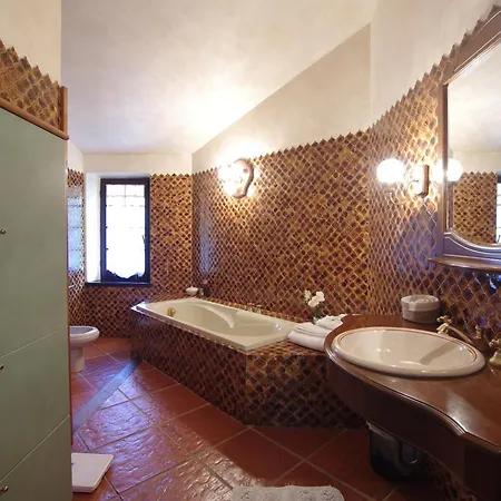 Alojamento de Acomodação e Pequeno-almoço A Casa Di Angela 3*