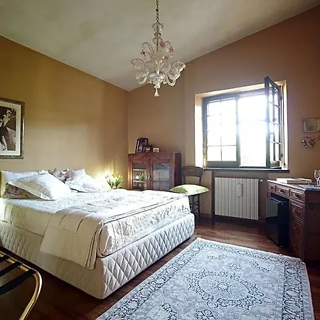 Alojamento de Acomodação e Pequeno-almoço A Casa Di Angela 3*